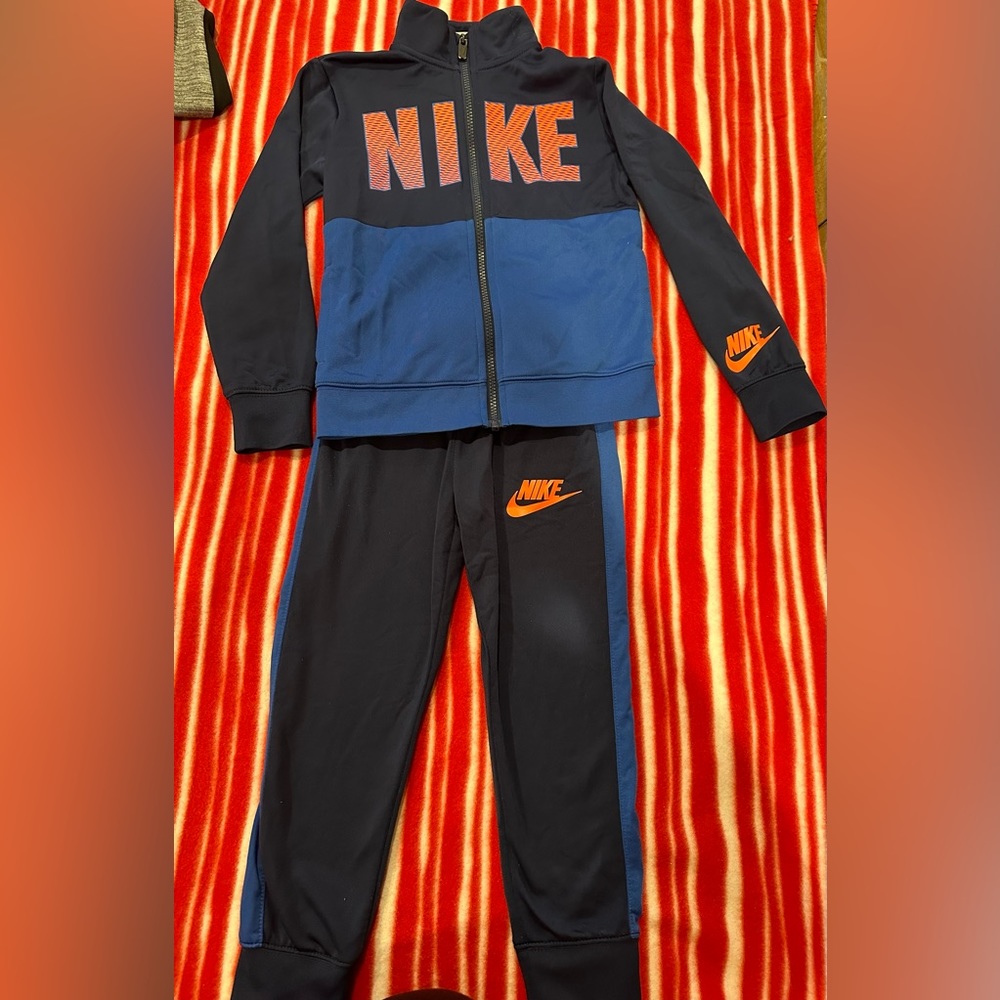 Nike Matching 2 Piece Set Boys 4-5 yrs